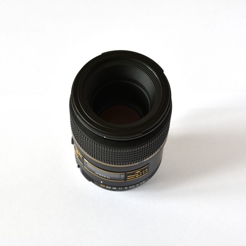 Tamron 90mm di - f/2.8,
