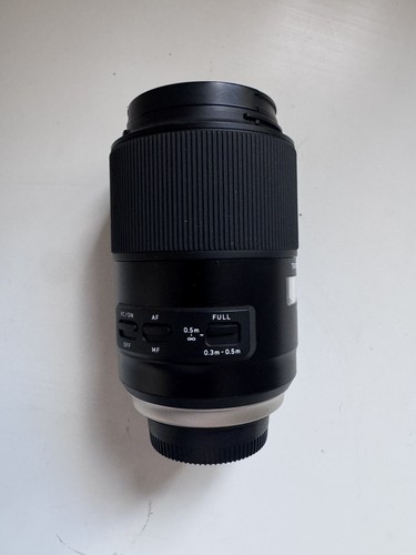 Tamron 90mm 1 - 90mm, f/2.8