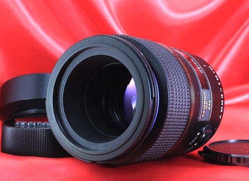 Fast neuwertig tamron sp - [fast,